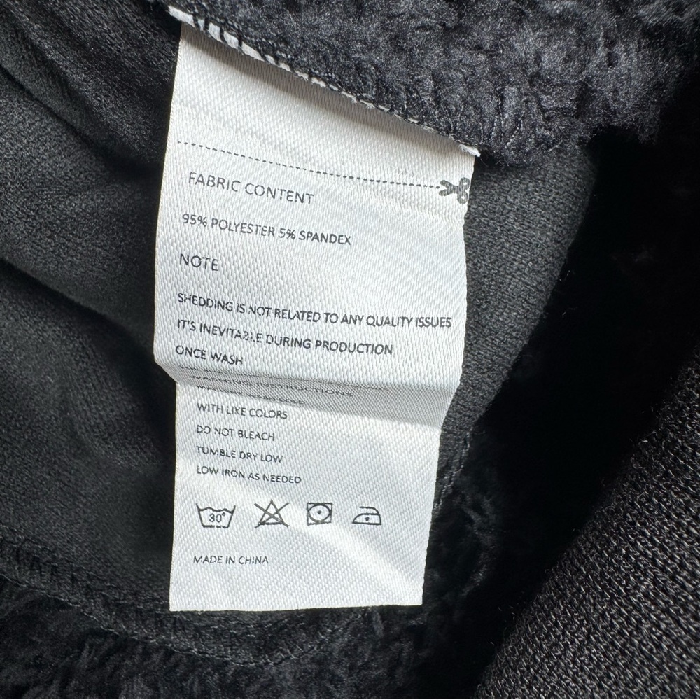 ReachMe Sherpa Fleece Hoodie Pullover Quarter Zip Black Cozy Size M New With Tag - Picture 10 of 12